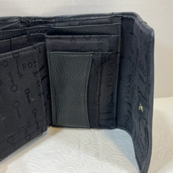 VTG FOSSIL Soft Black Cowhide Leather Trifold Stitched Wallet - Picture 7 of 16